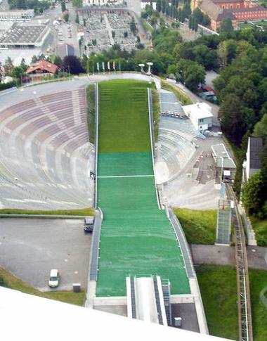 Innsbrucký skokanský můstek, Rakousko