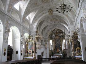 Hall in Tirol a kostel