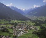 Pohled na rakouskou obec Mieders